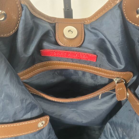 Tommy Hilfiger Tote Colorful Plaid Double Shoulder Strap 11" x 12" x 7" - Picture 8 of 16